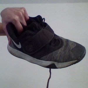 Kyrie Irving's Nike's